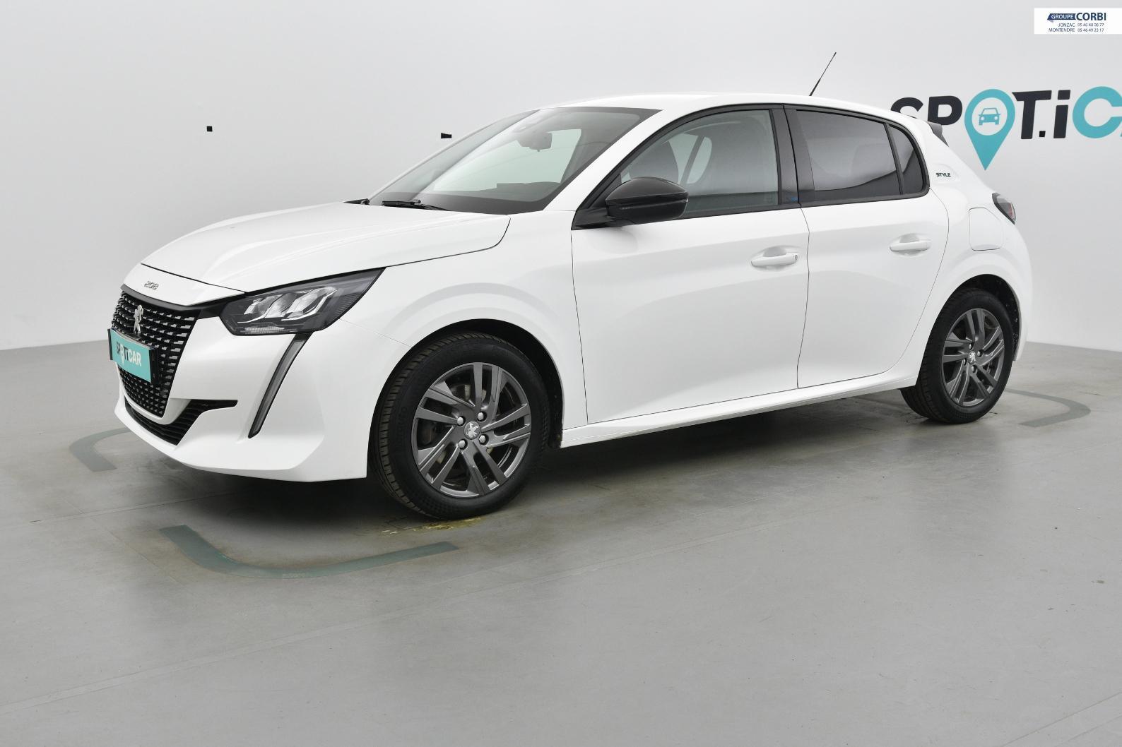 PEUGEOT 208