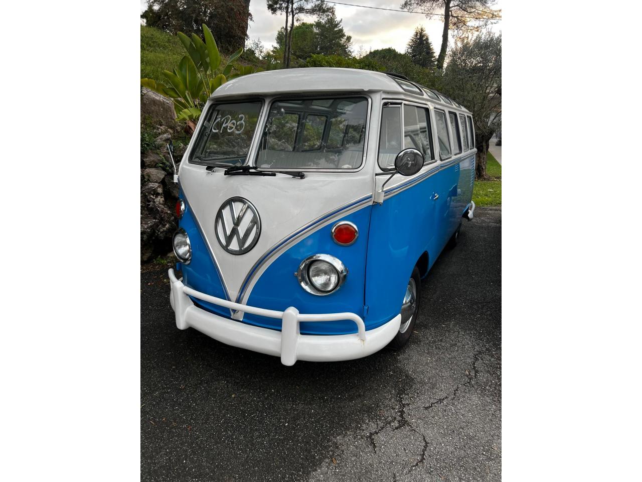 VOLKSWAGEN COMBI 21