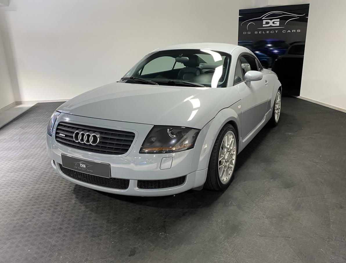 AUDI TT
