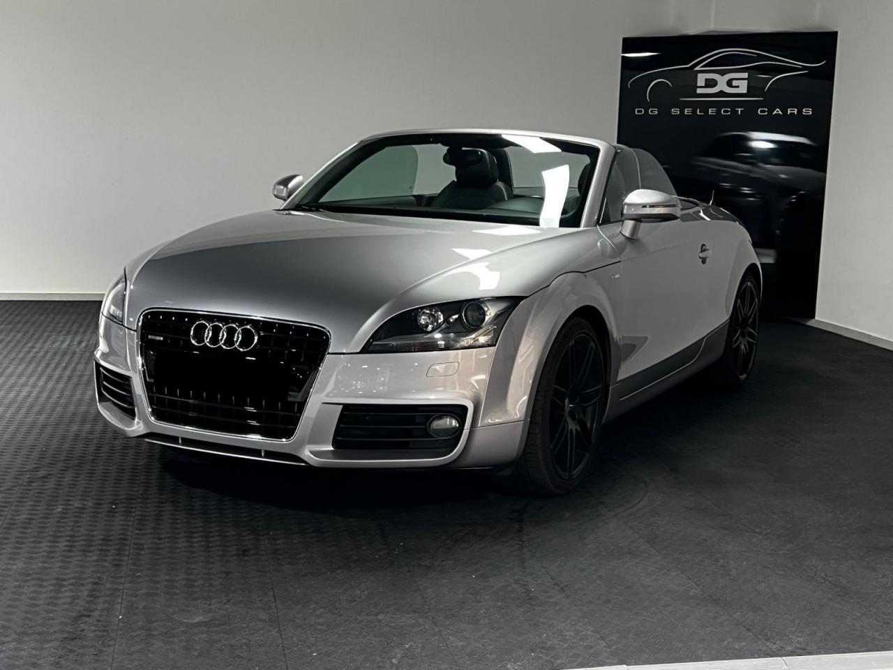 AUDI TT