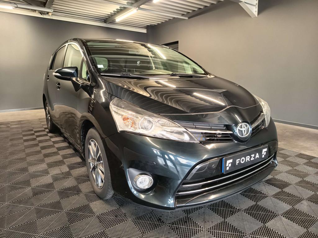 TOYOTA VERSO
