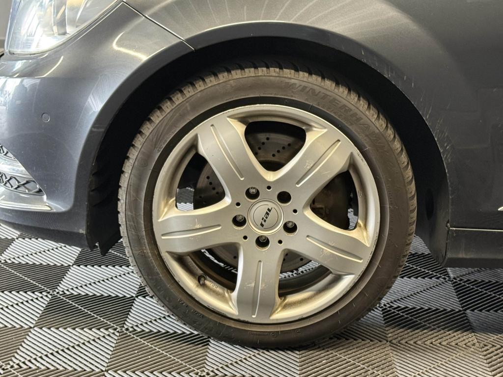 Thumbnail 33