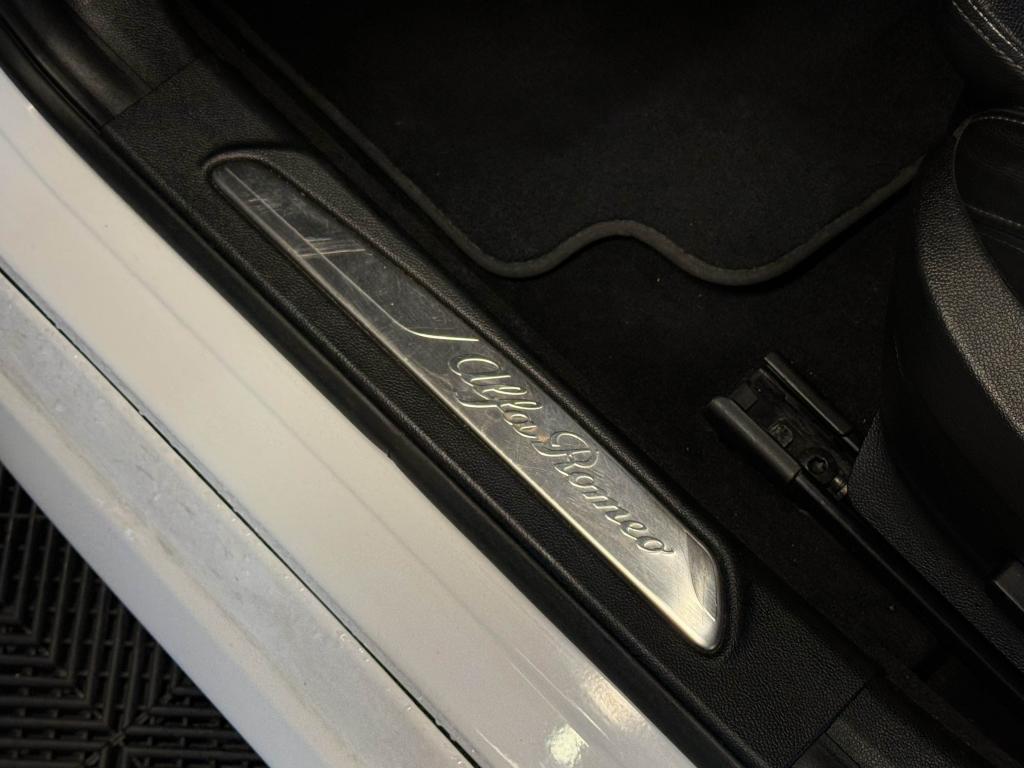 Thumbnail 27