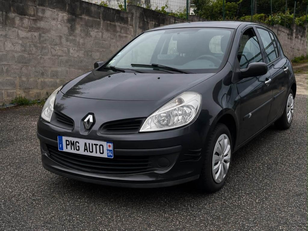 RENAULT CLIO