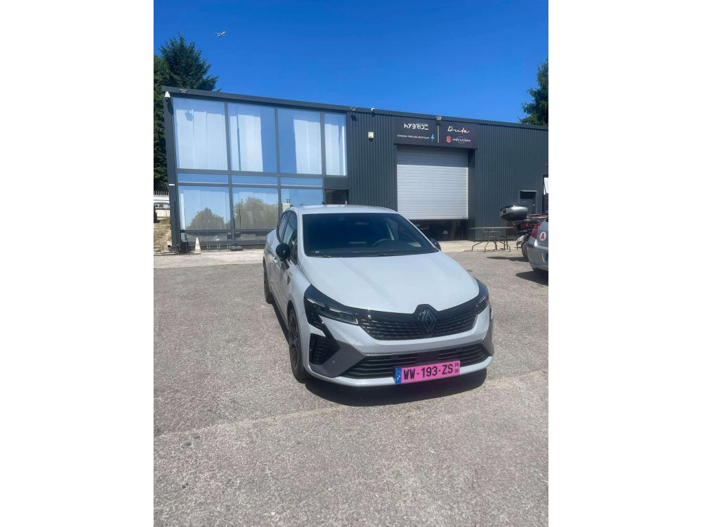 RENAULT CLIO