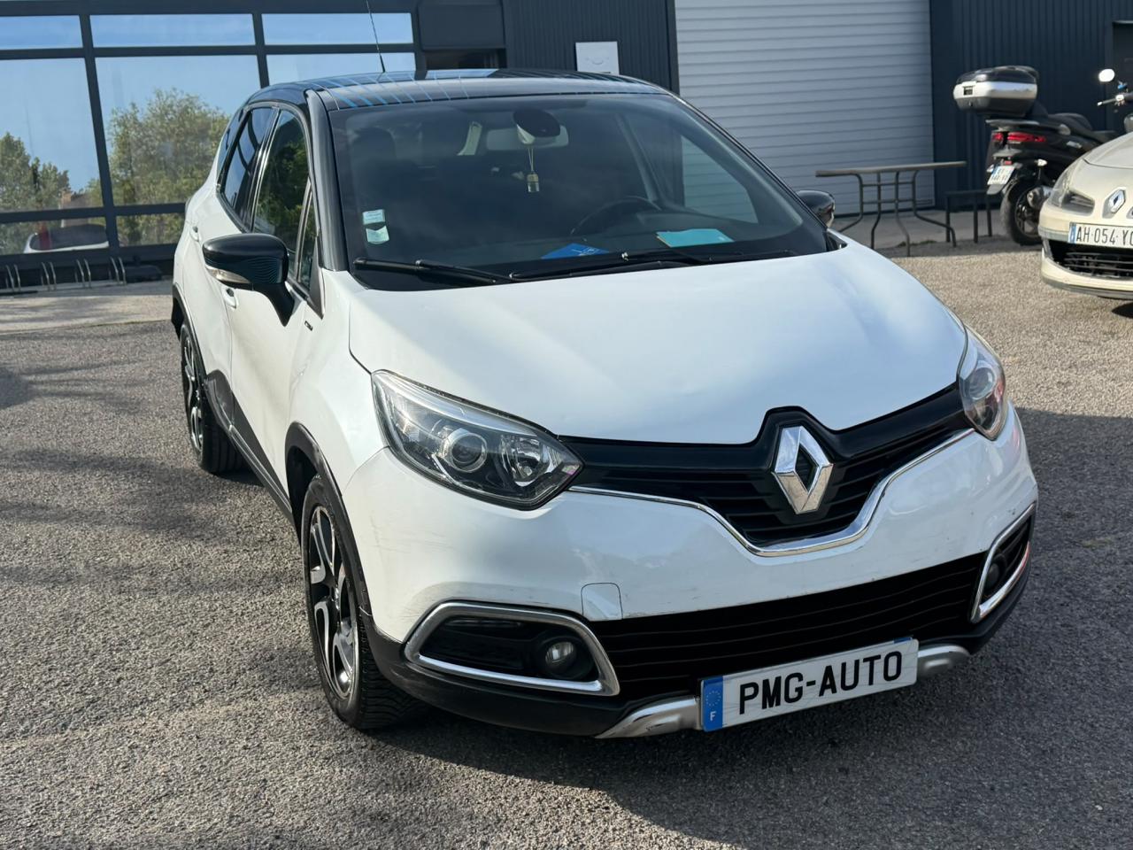 RENAULT CAPTUR