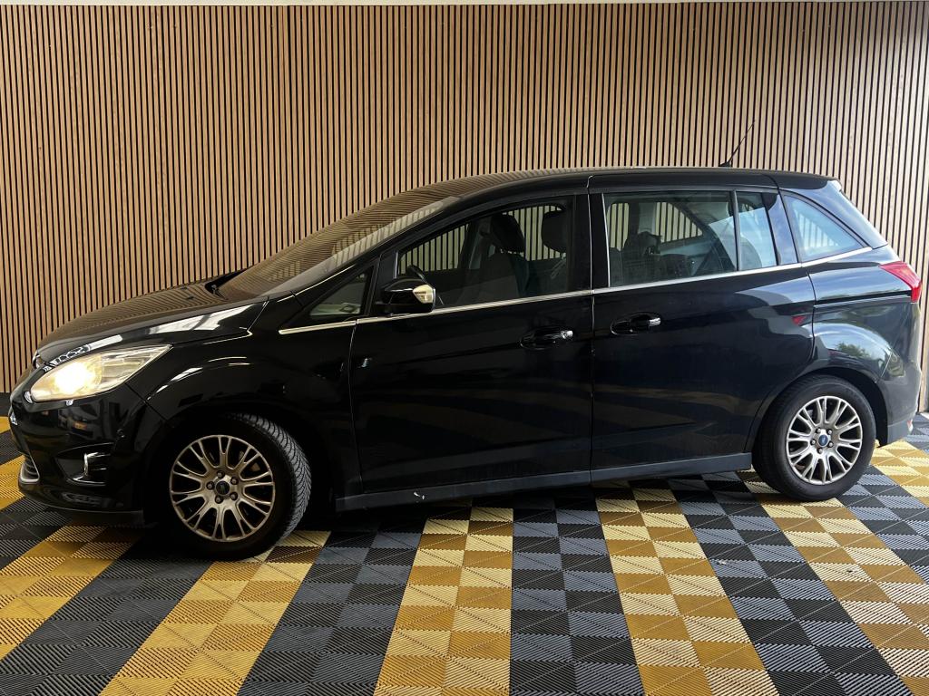 FORD GRAND C-MAX 1.6 TDCi - 115 GRAND  Titanium - GARANTIE 3 MOIS