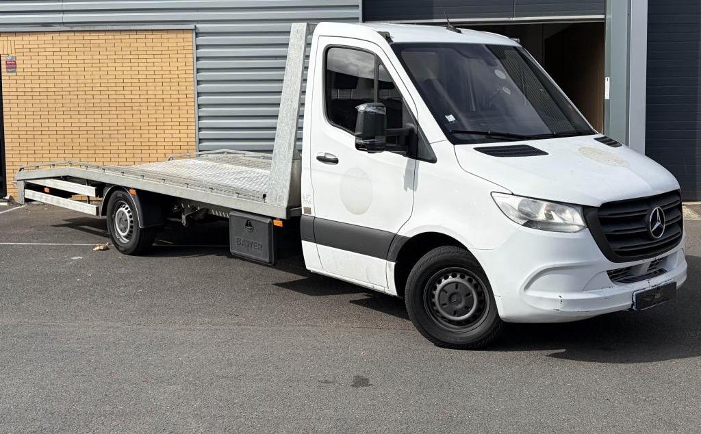 MERCEDES SPRINTER dépanneuse 3.0t 214 CDI 143 PLATEAU Plateau XL