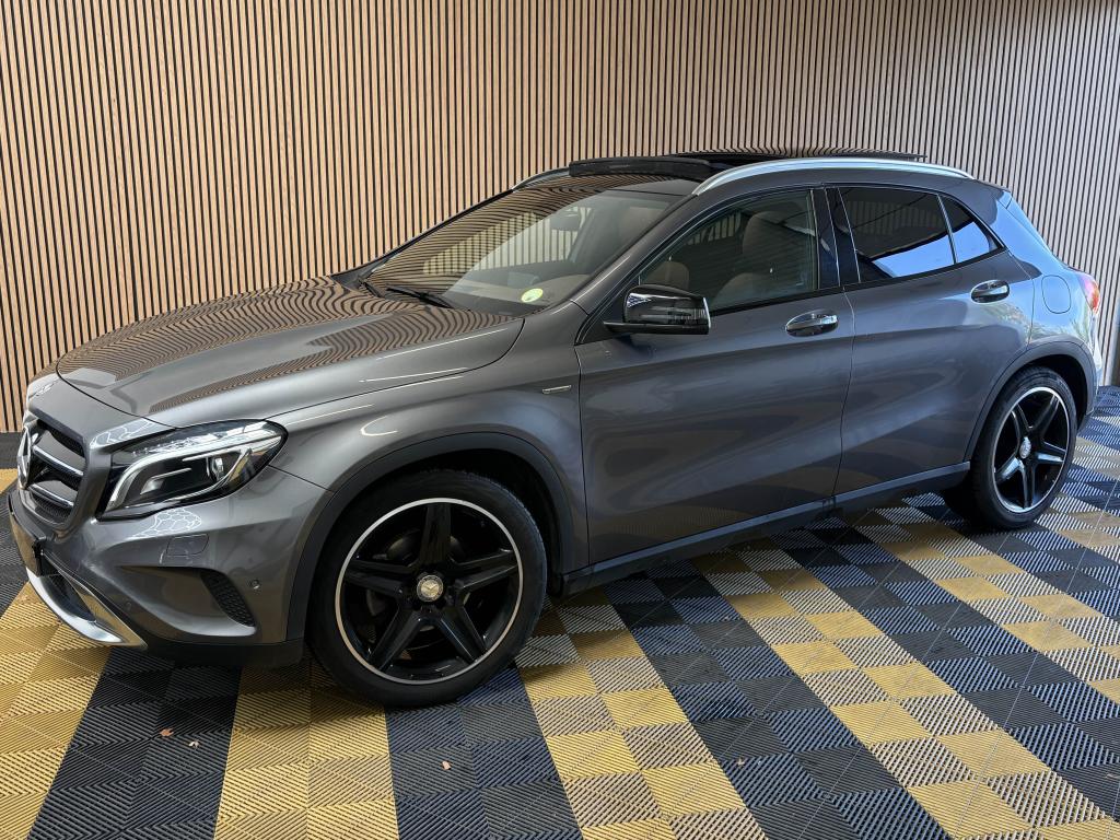 MERCEDES GLA