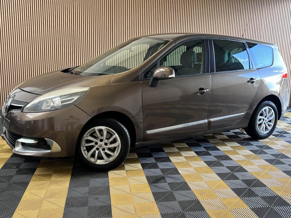 RENAULT SCENIC