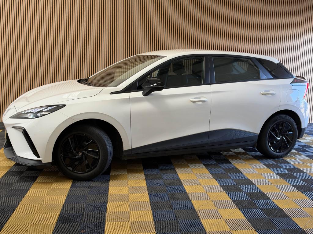 MG MOTOR MG4 170 - 51 KWh - CARPLAY - GARANTIE 3 MOIS