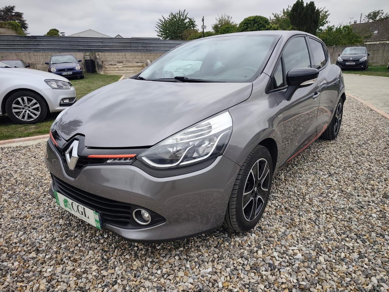 RENAULT CLIO