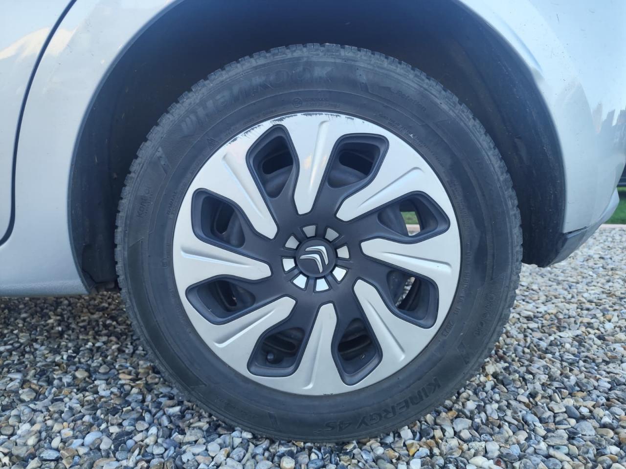 Thumbnail 25