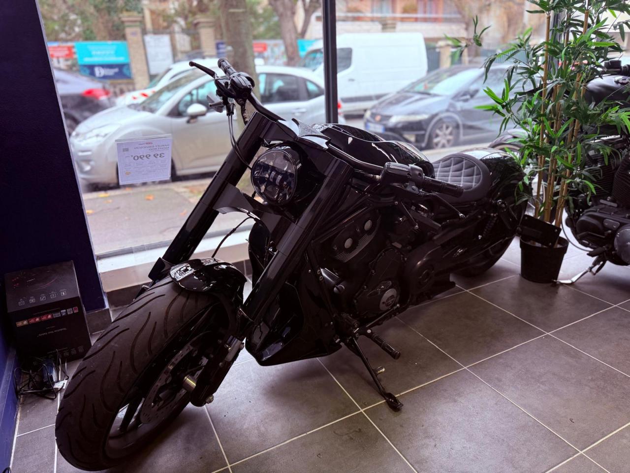 HARLEY-DAVIDSON NIGHT ROD
