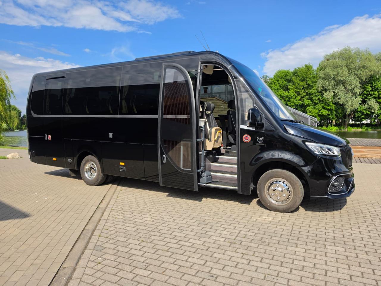 MERCEDES SPRINTER Mercedes-Benz 519 Cdi 2026 - 140kW - 25+1+1 places