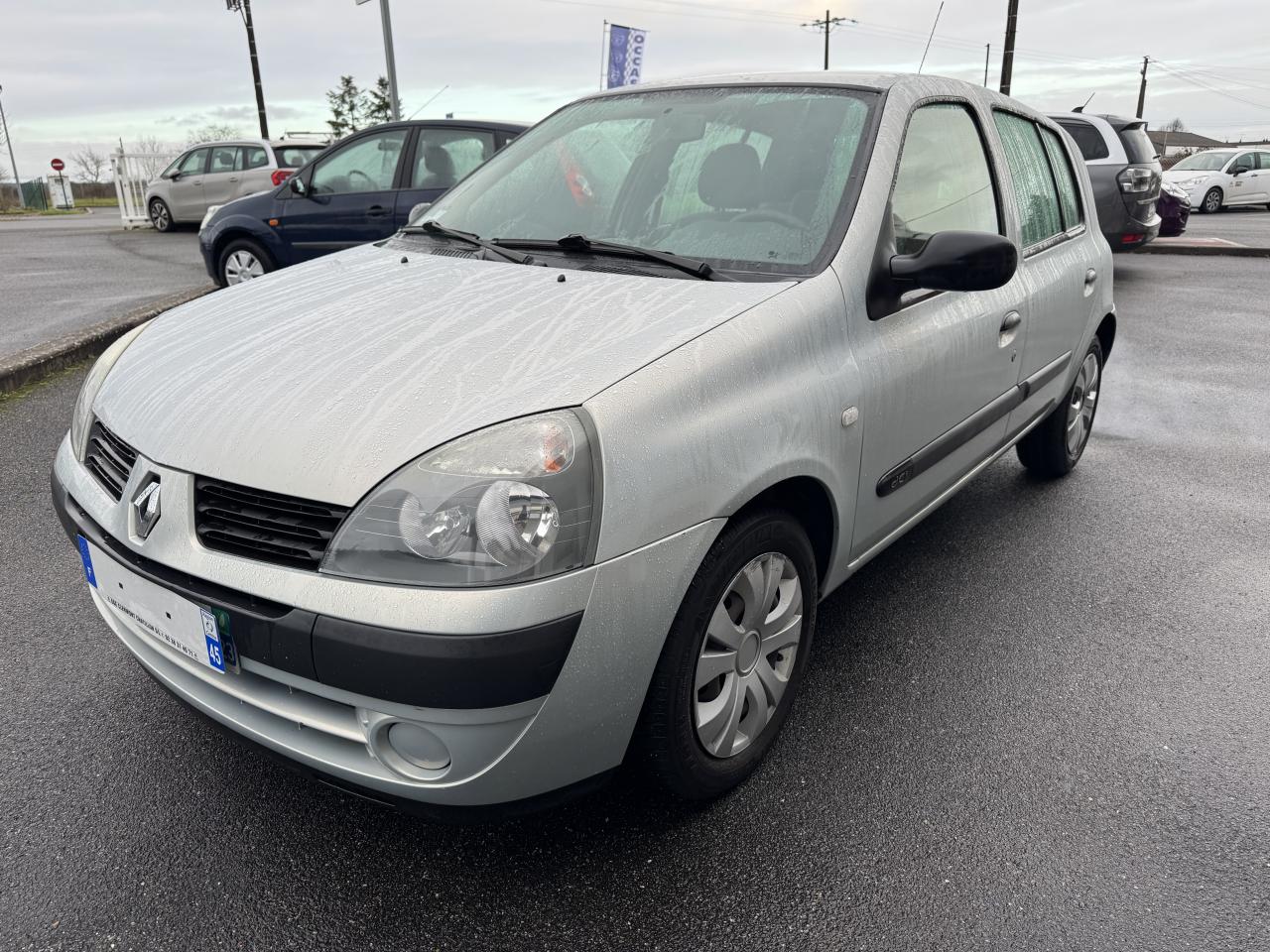 RENAULT CLIO