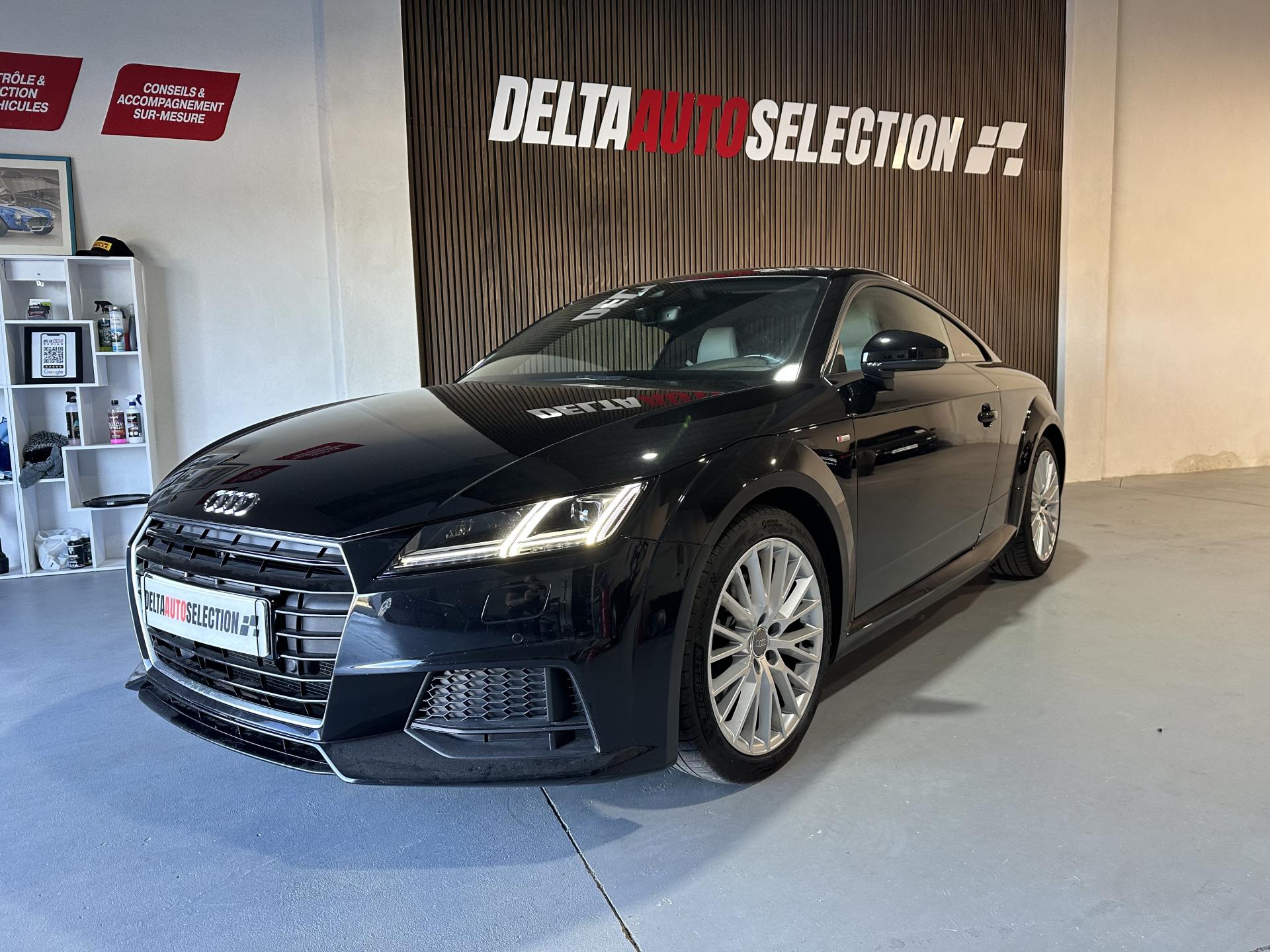 AUDI TT