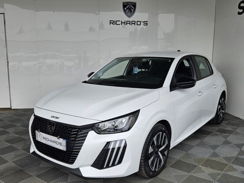 PEUGEOT 208 (2)