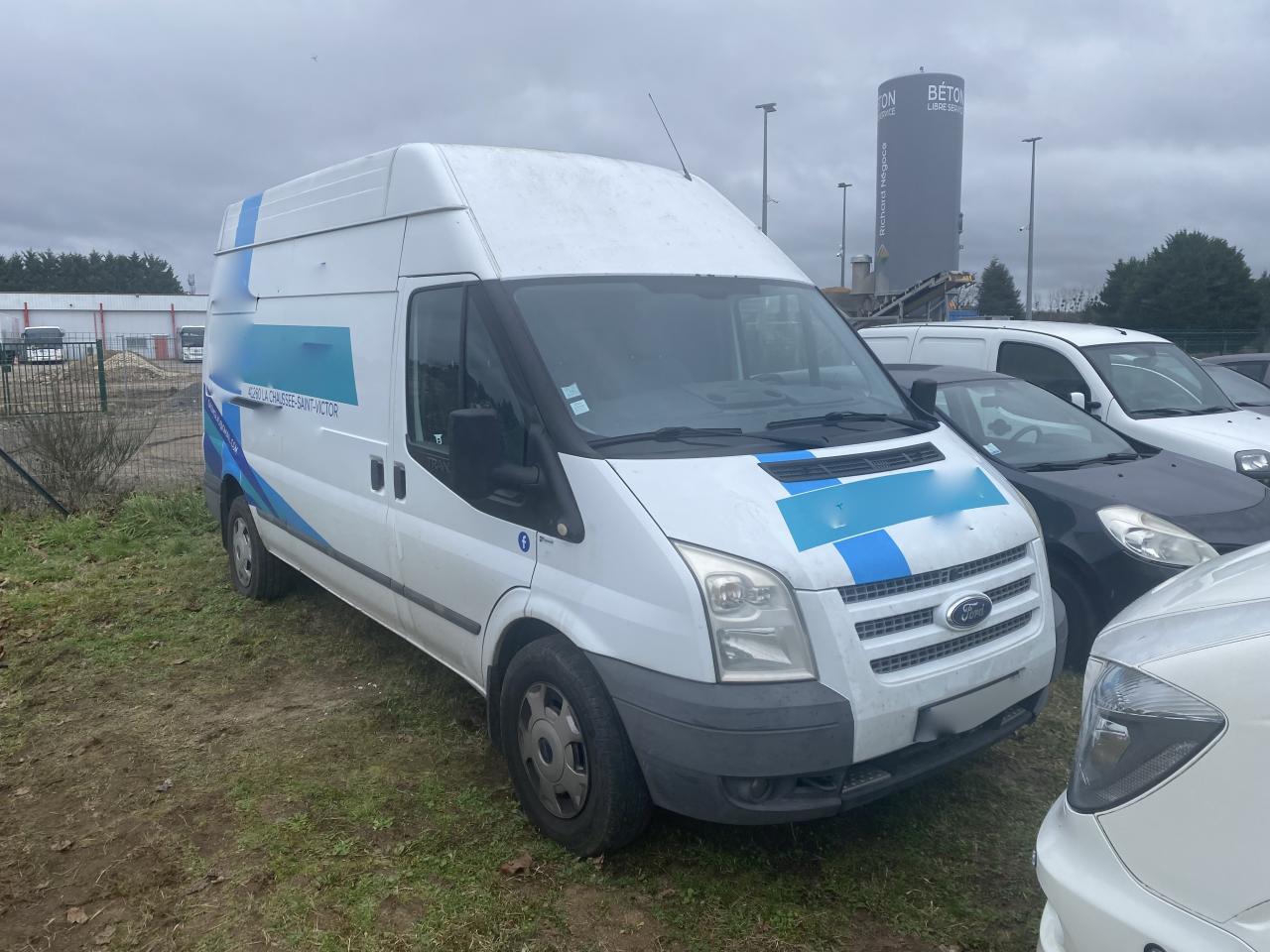 FORD TRANSIT 330 TDCi 125 MOTEUR HS