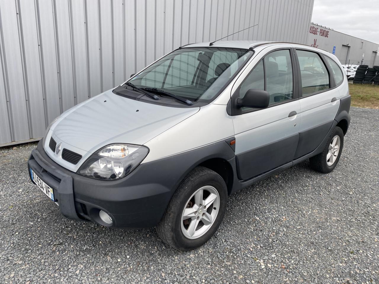 RENAULT SCENIC