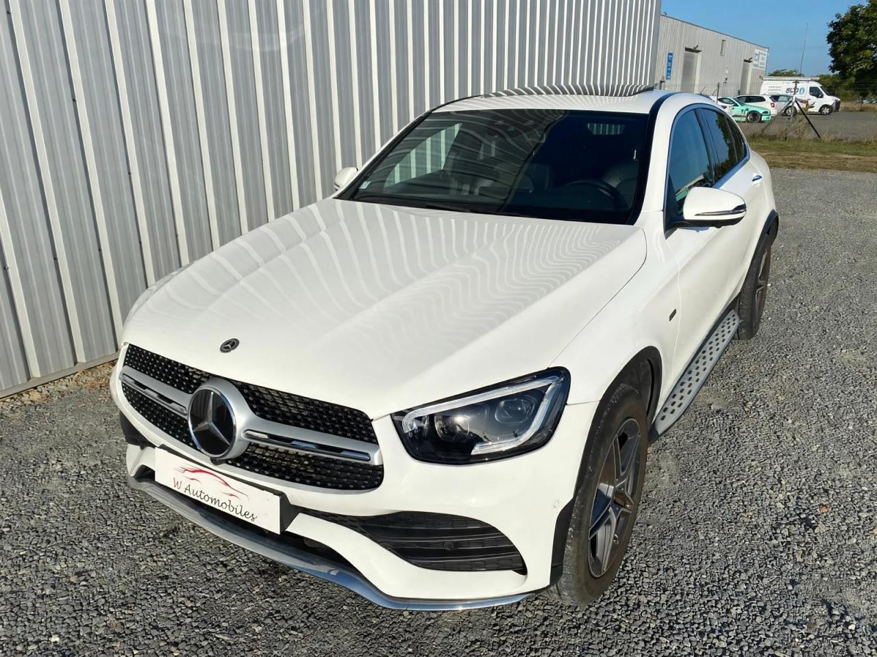 MERCEDES GLC