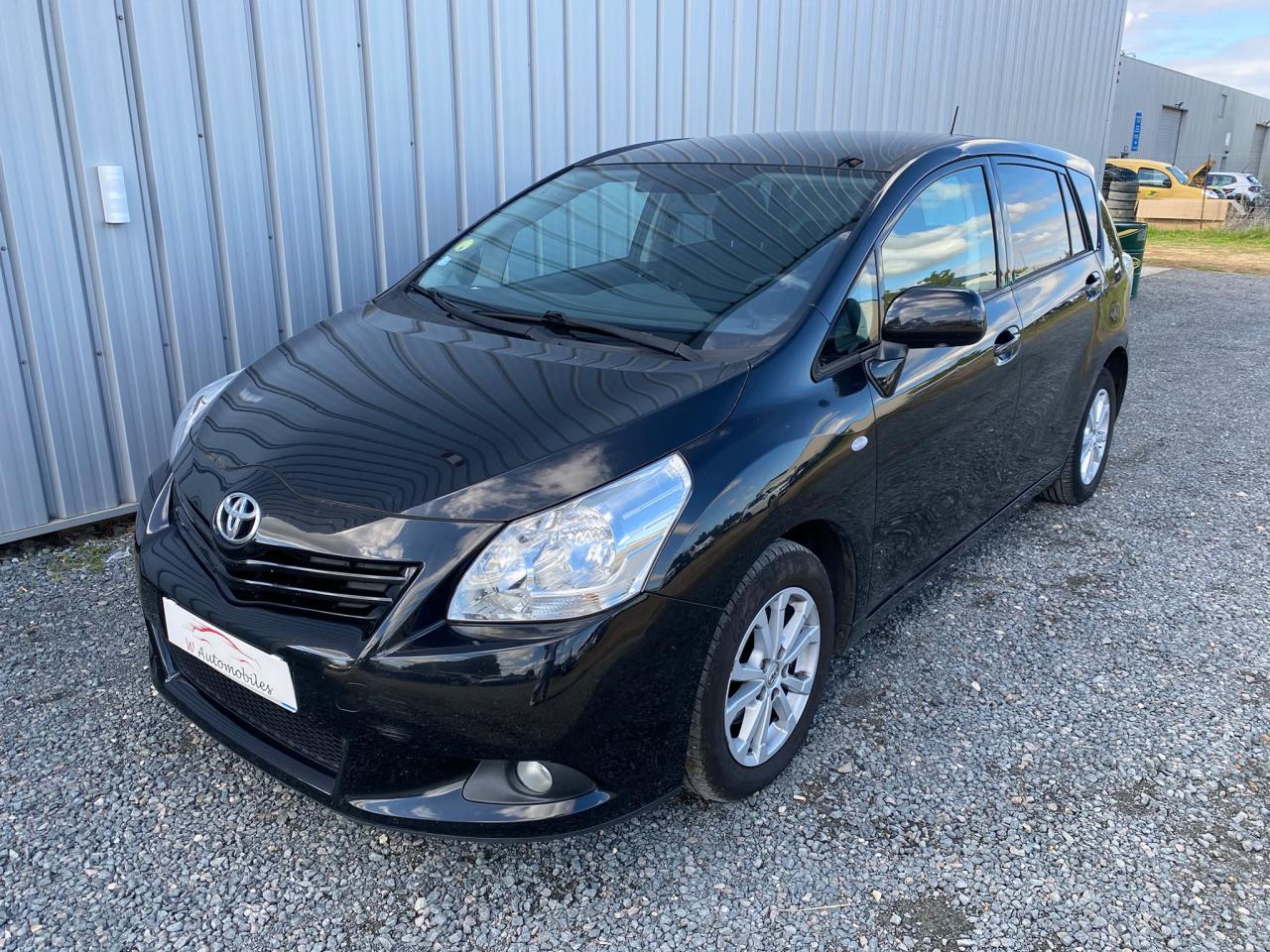 TOYOTA VERSO 126 D-4D 5pl SkyView