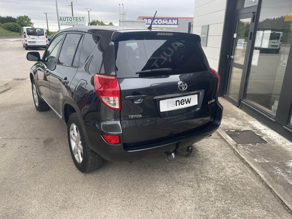TOYOTA RAV 4