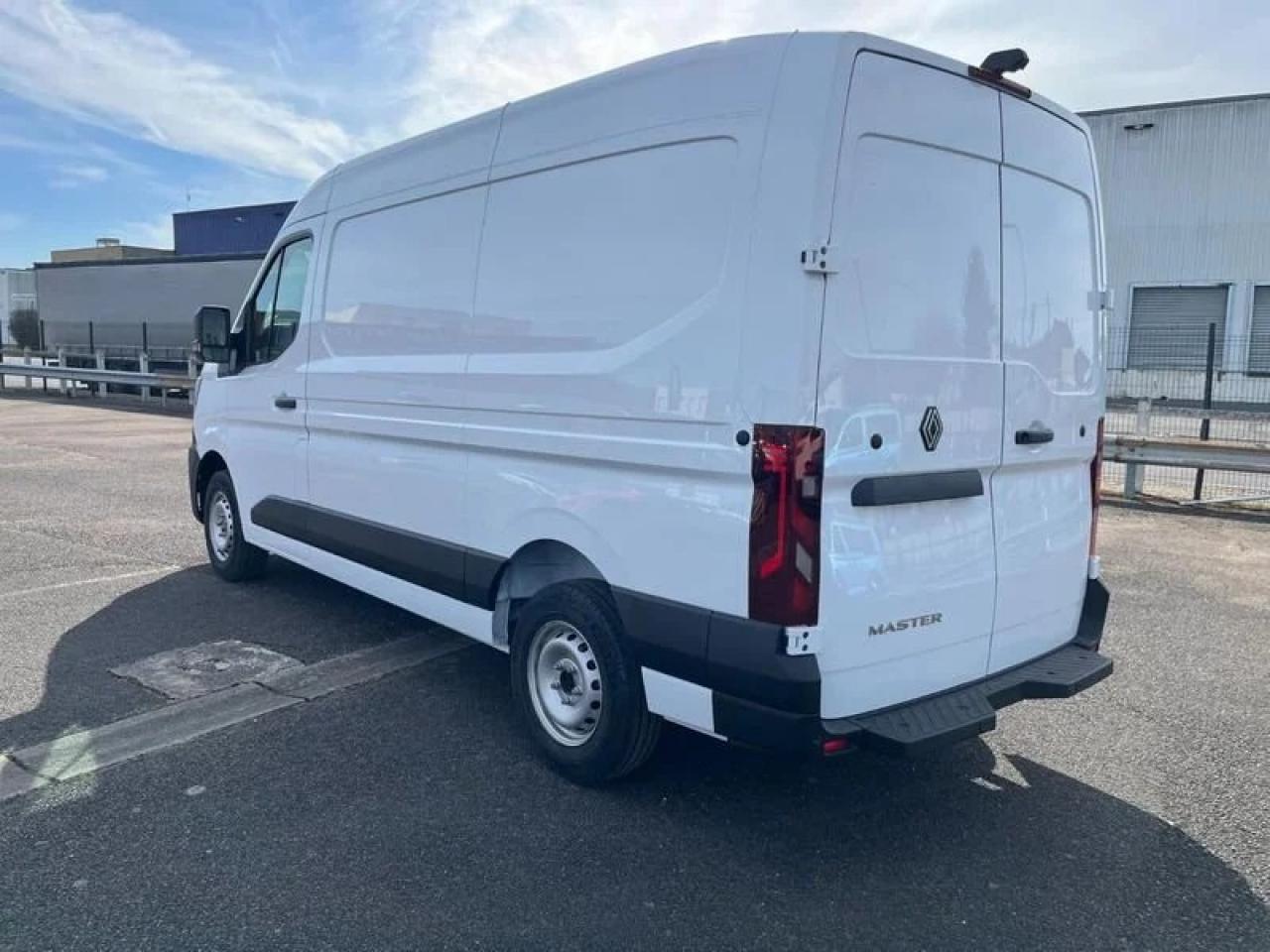 RENAULT MASTER