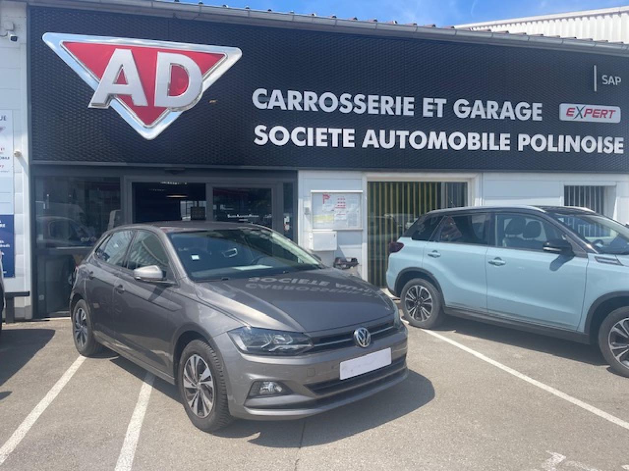 VOLKSWAGEN POLO