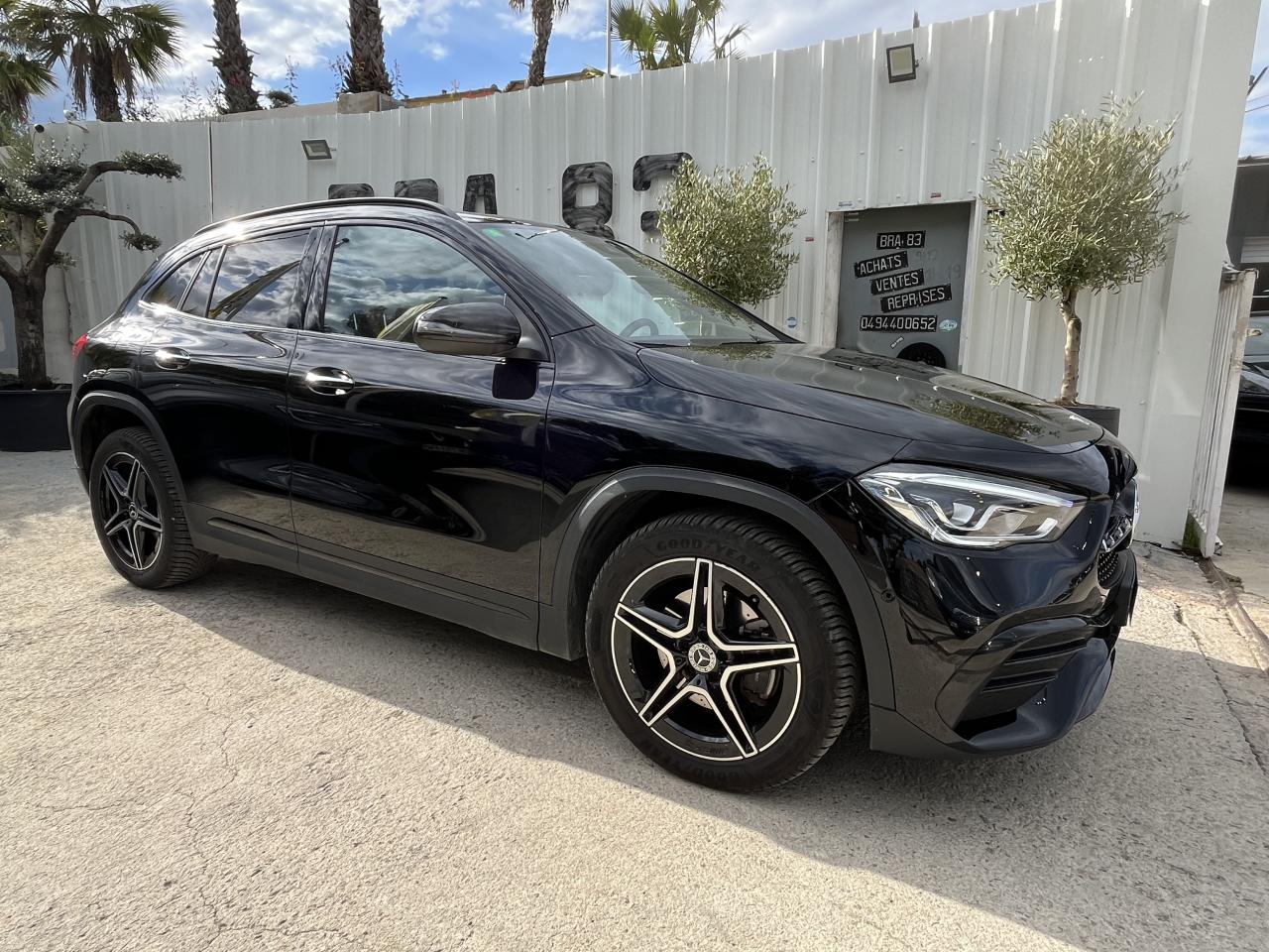 MERCEDES GLA