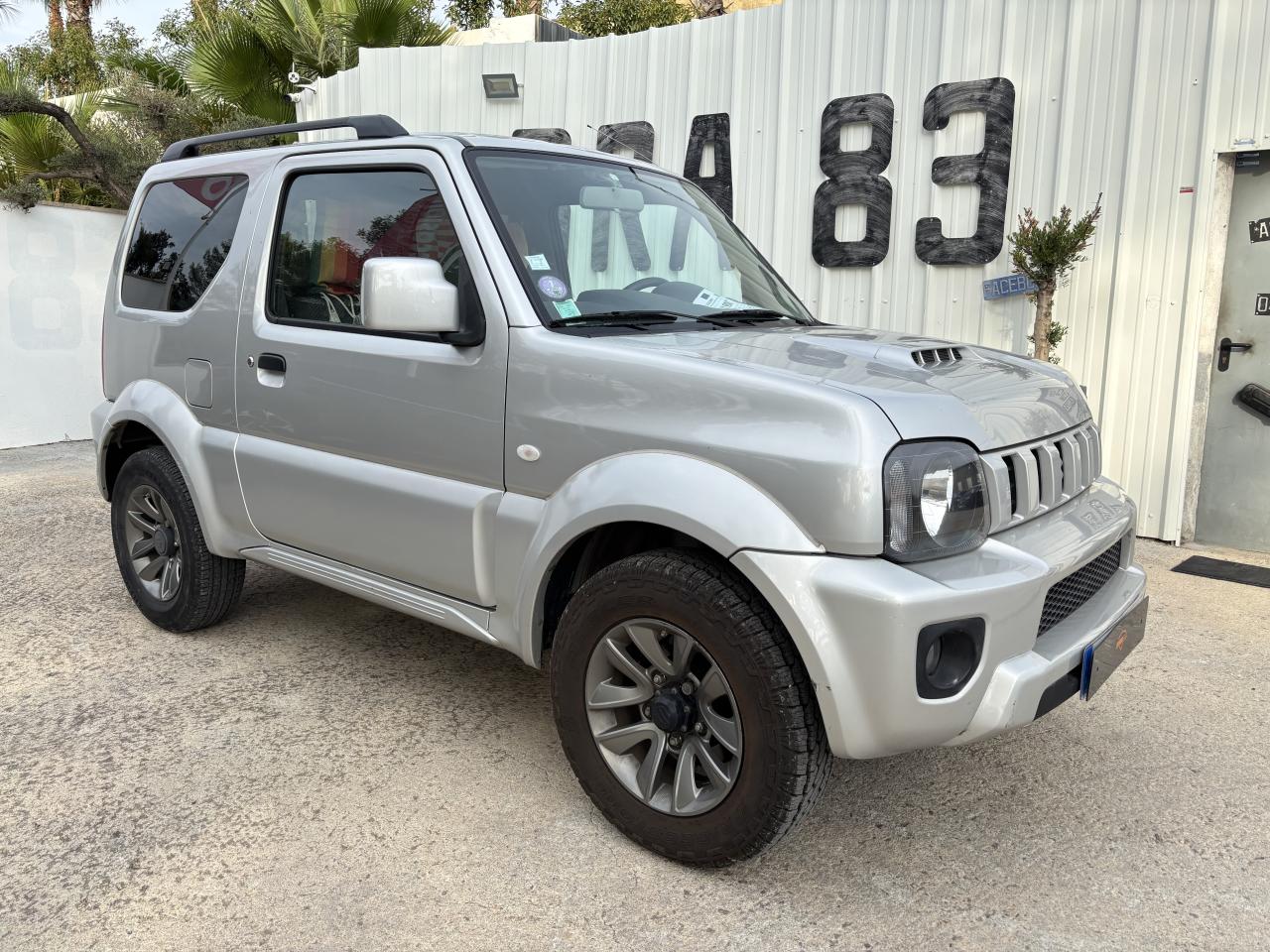 SUZUKI JIMNY