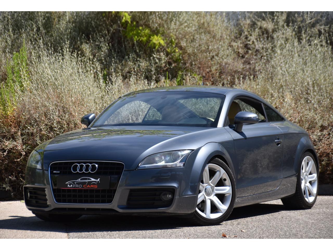 AUDI TT