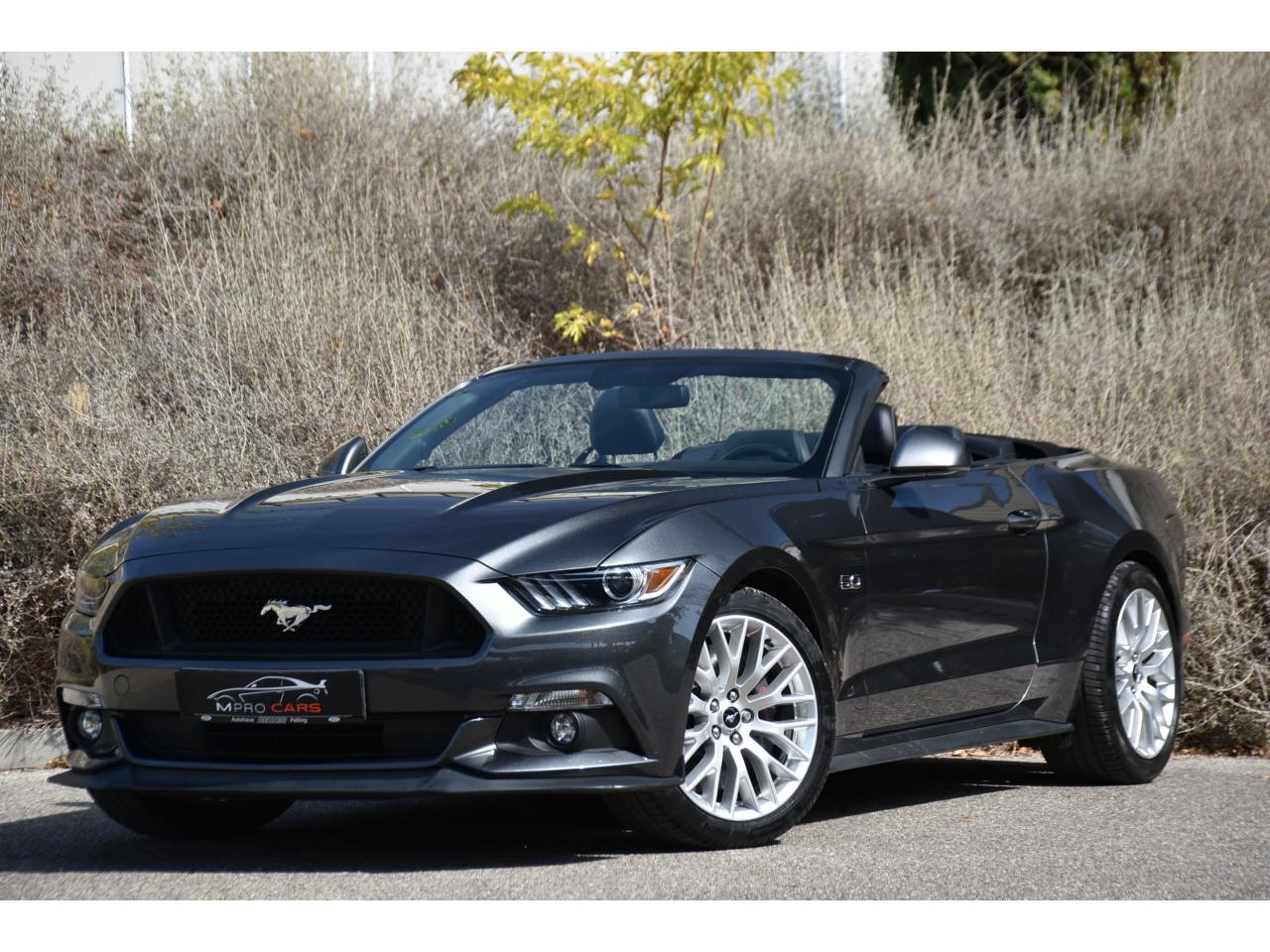FORD MUSTANG