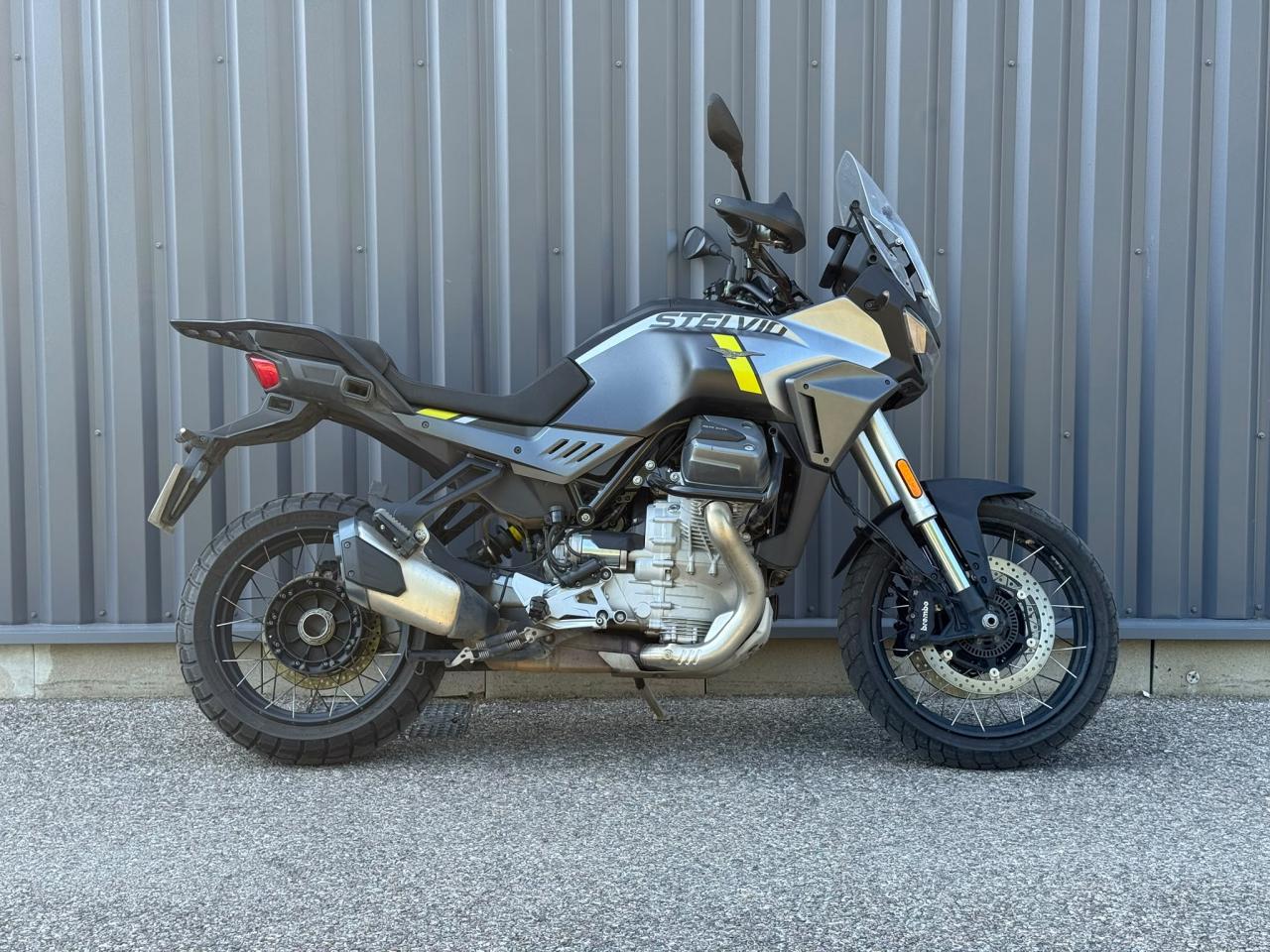 MOTO GUZZI STELVIO