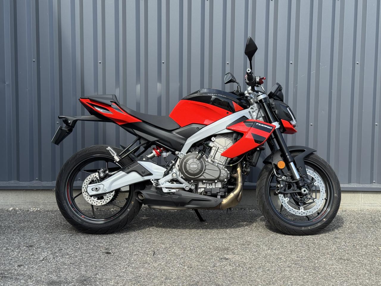 APRILIA TUONO 457