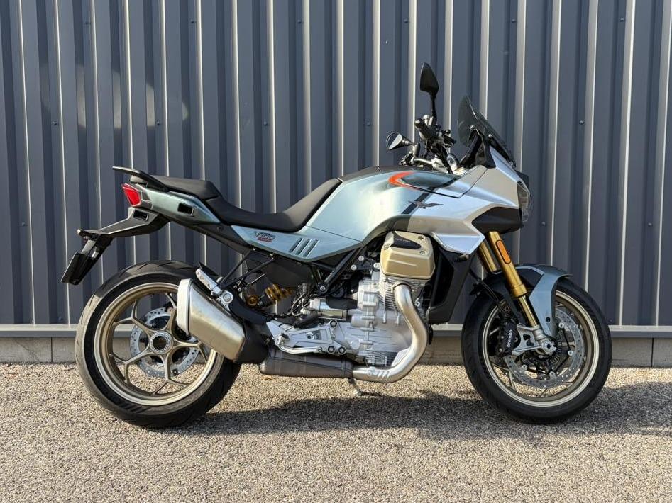 MOTO GUZZI V 100 MANDELLO S Verde Ghiaccio