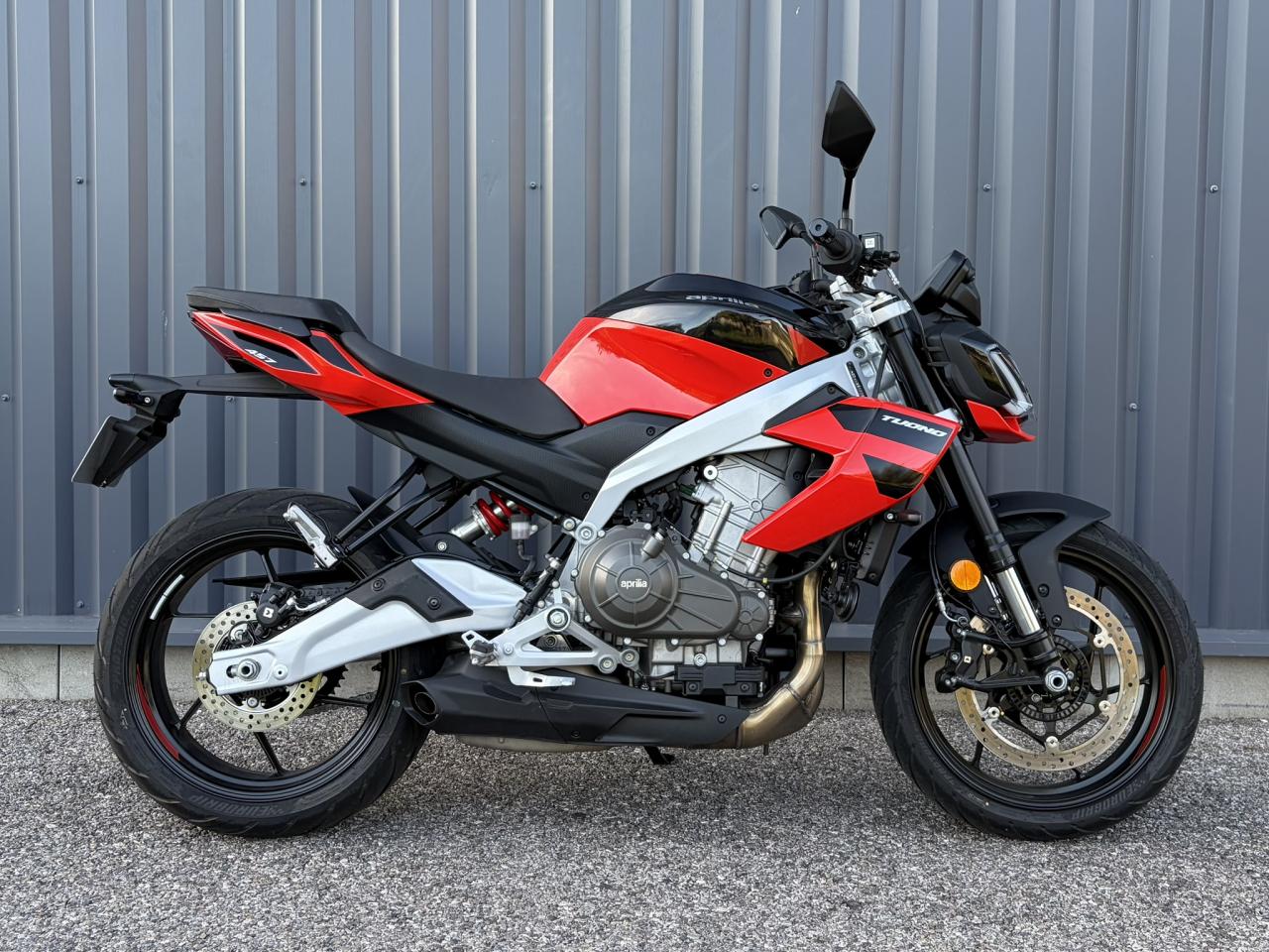 APRILIA TUONO 457