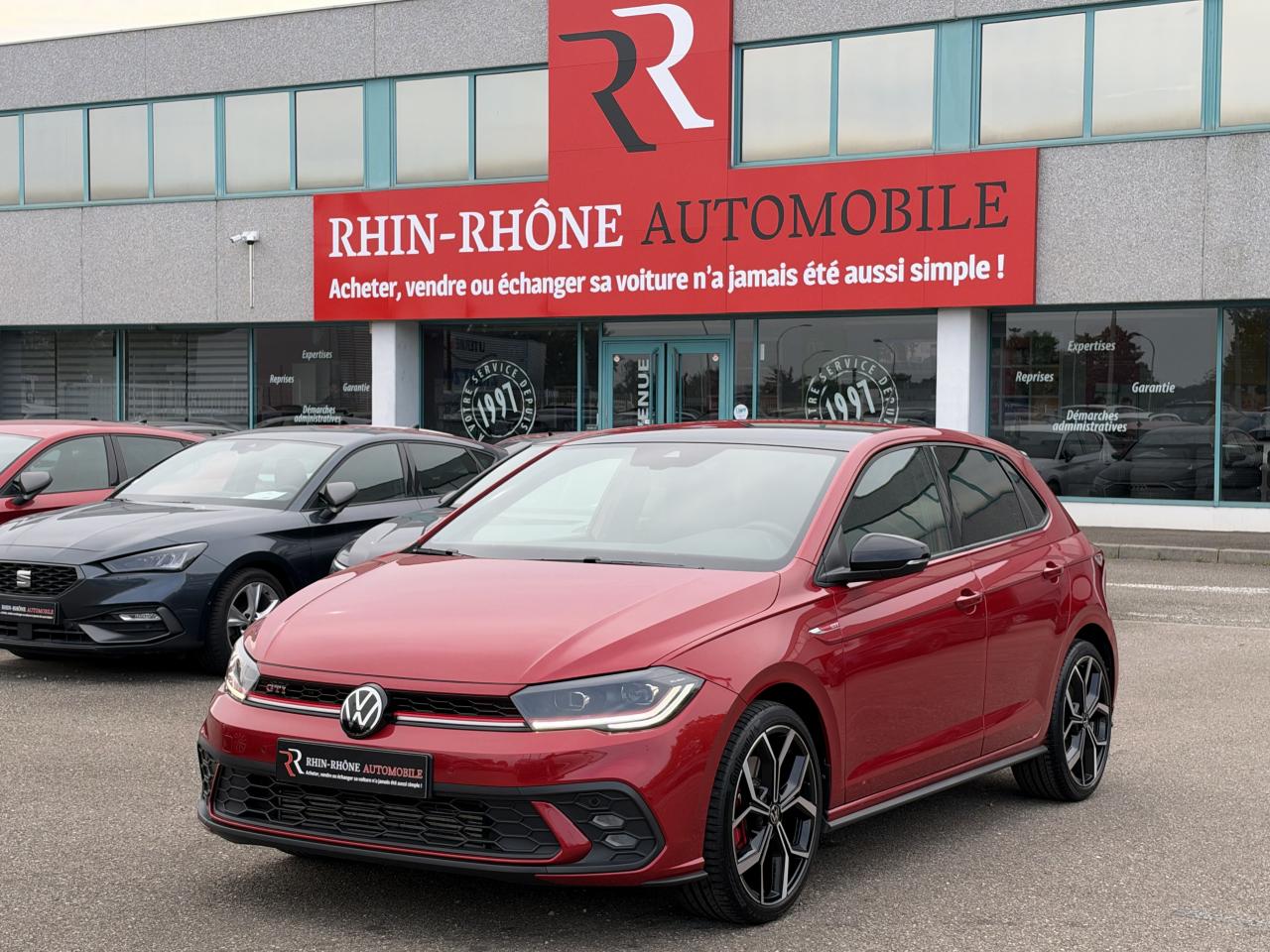 VOLKSWAGEN POLO