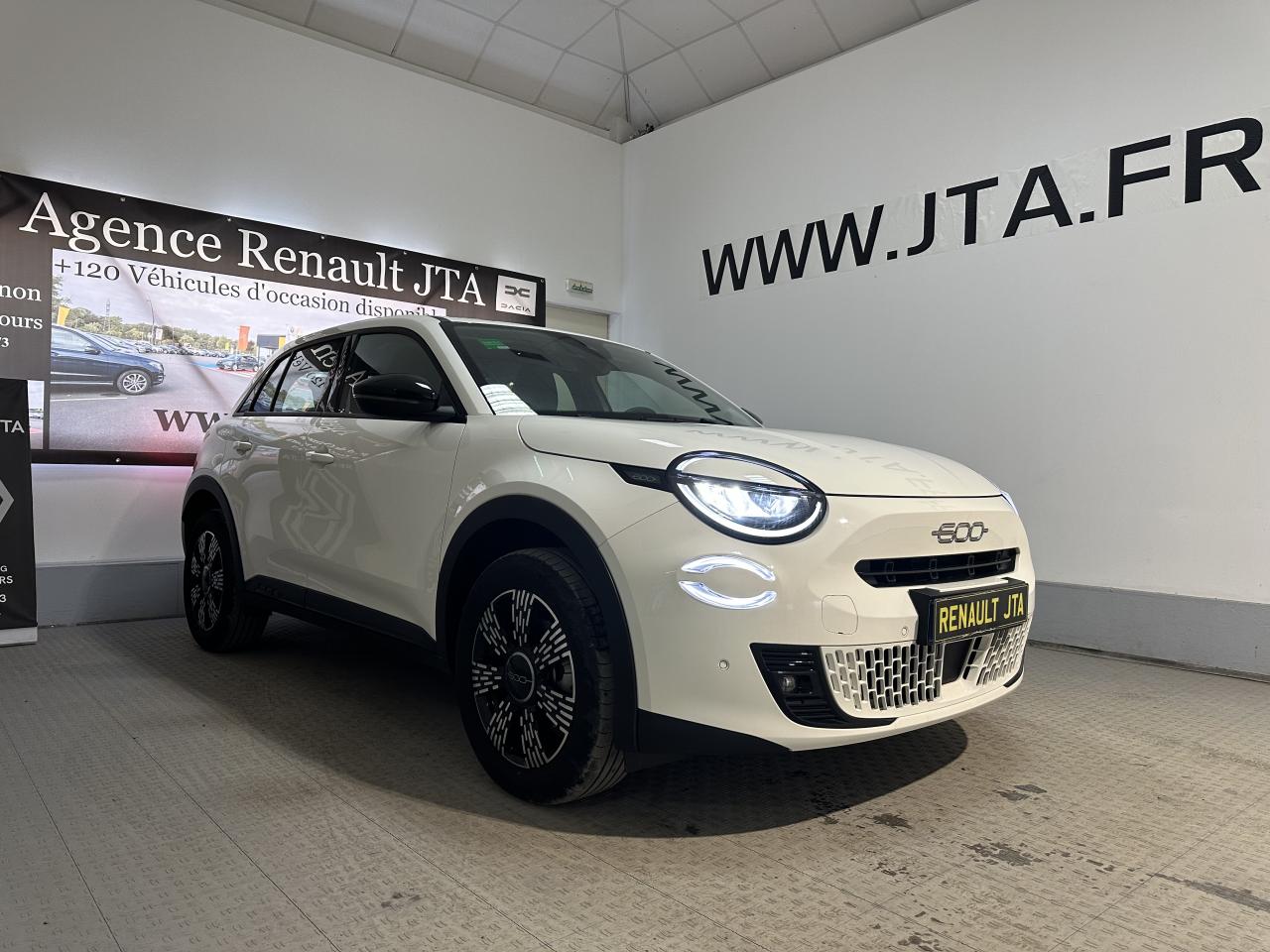 FIAT FIAT 600 1.2 Hybrid - 145 - BV DCT (Série 2 S2)  2023 BERLINE Pop