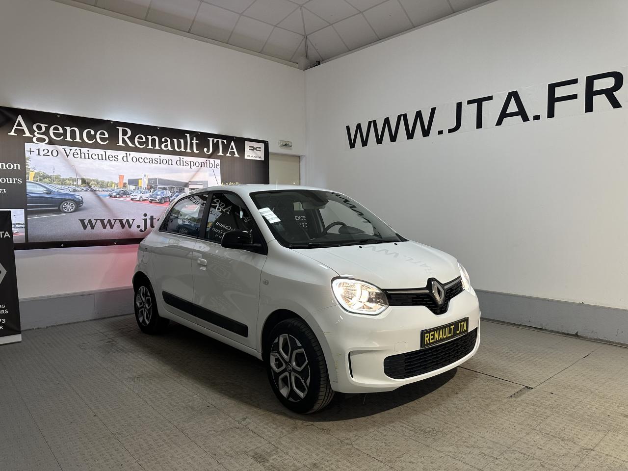 RENAULT TWINGO E-Tech Electrique  III BERLINE Equilibre PHASE 2