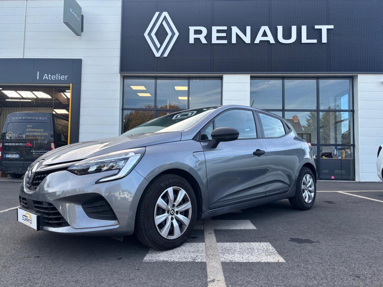 RENAULT CLIO