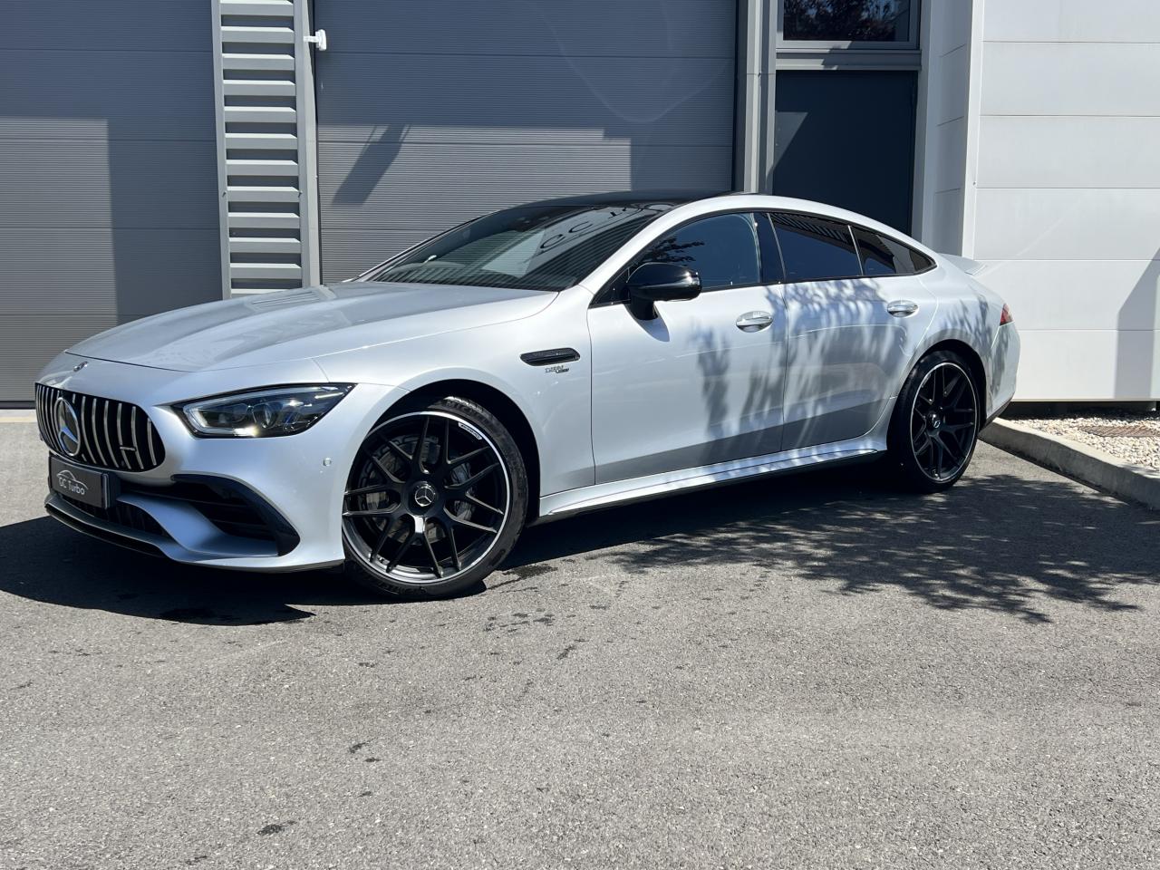 MERCEDES AMG GT