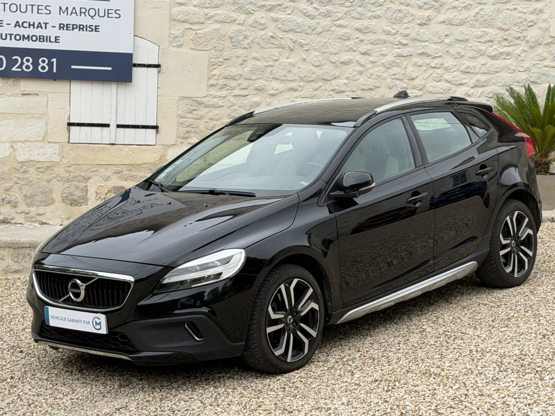 VOLVO V40 Cross Country D2 120 cv  BVA Geartronic  pack Pro
