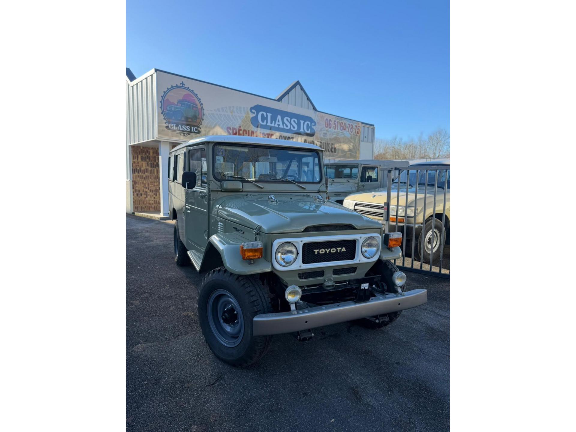 TOYOTA FJ45