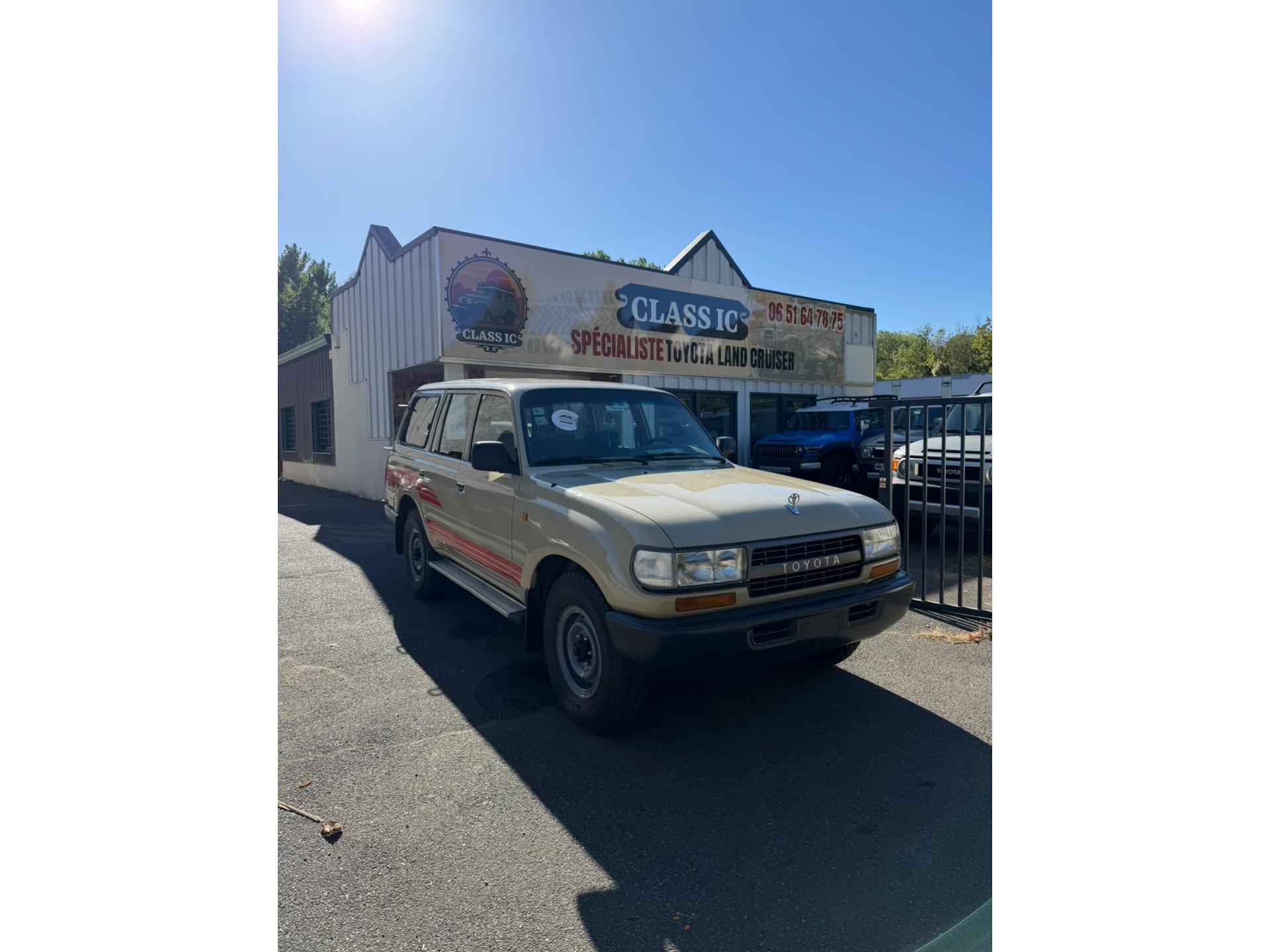 TOYOTA LAND CRUISER 80 ESSENCE