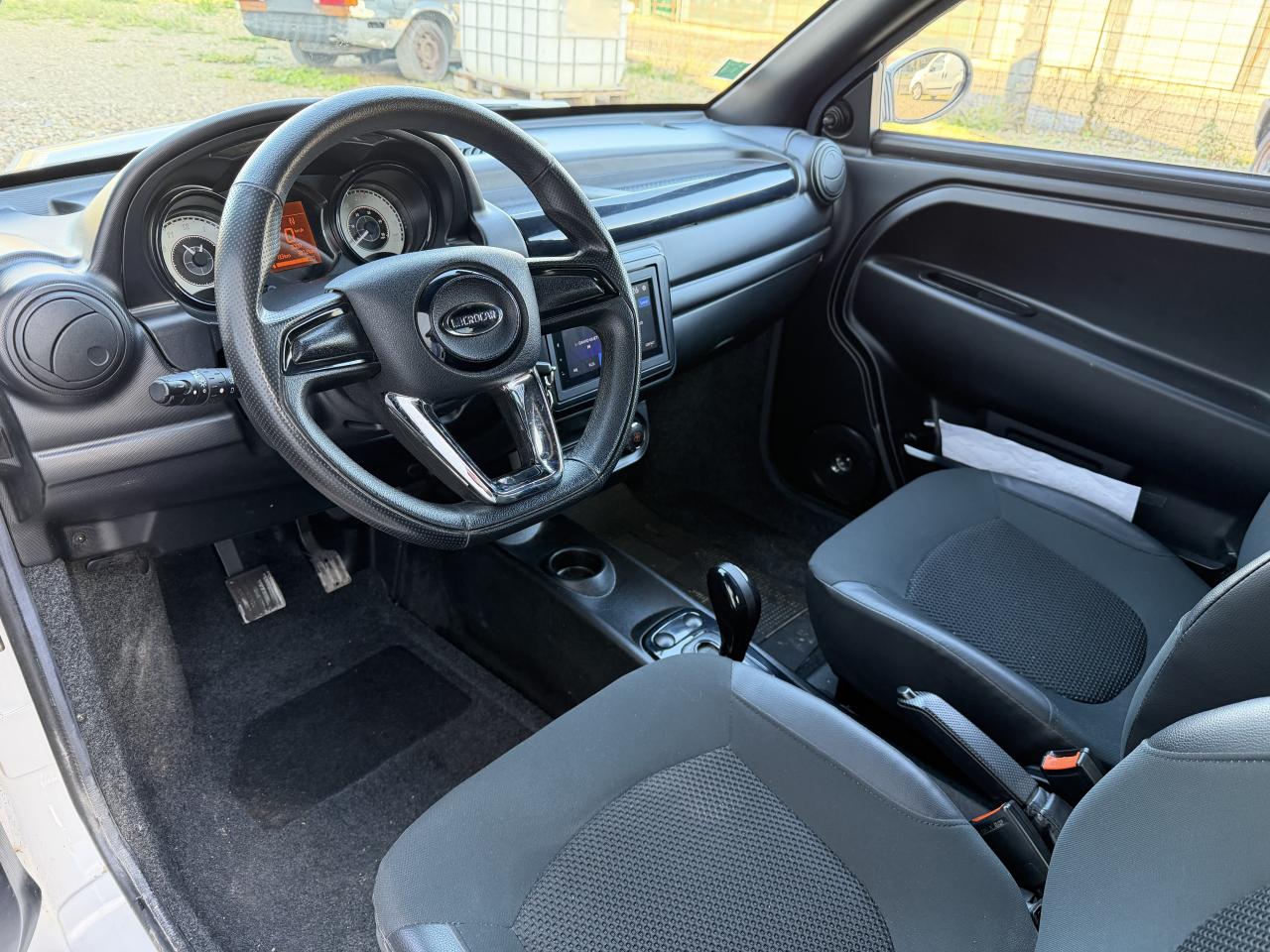 Thumbnail 6