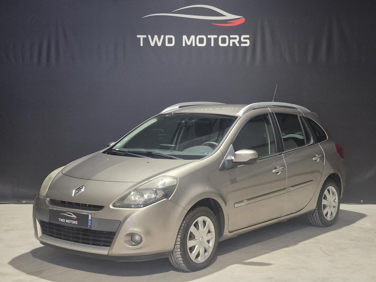 RENAULT CLIO