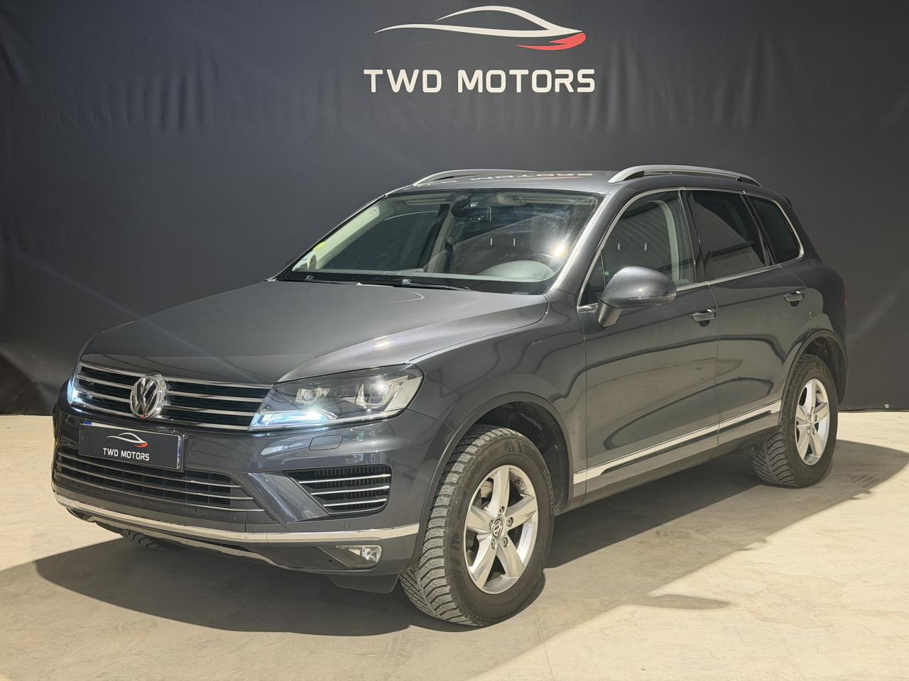 VOLKSWAGEN TOUAREG