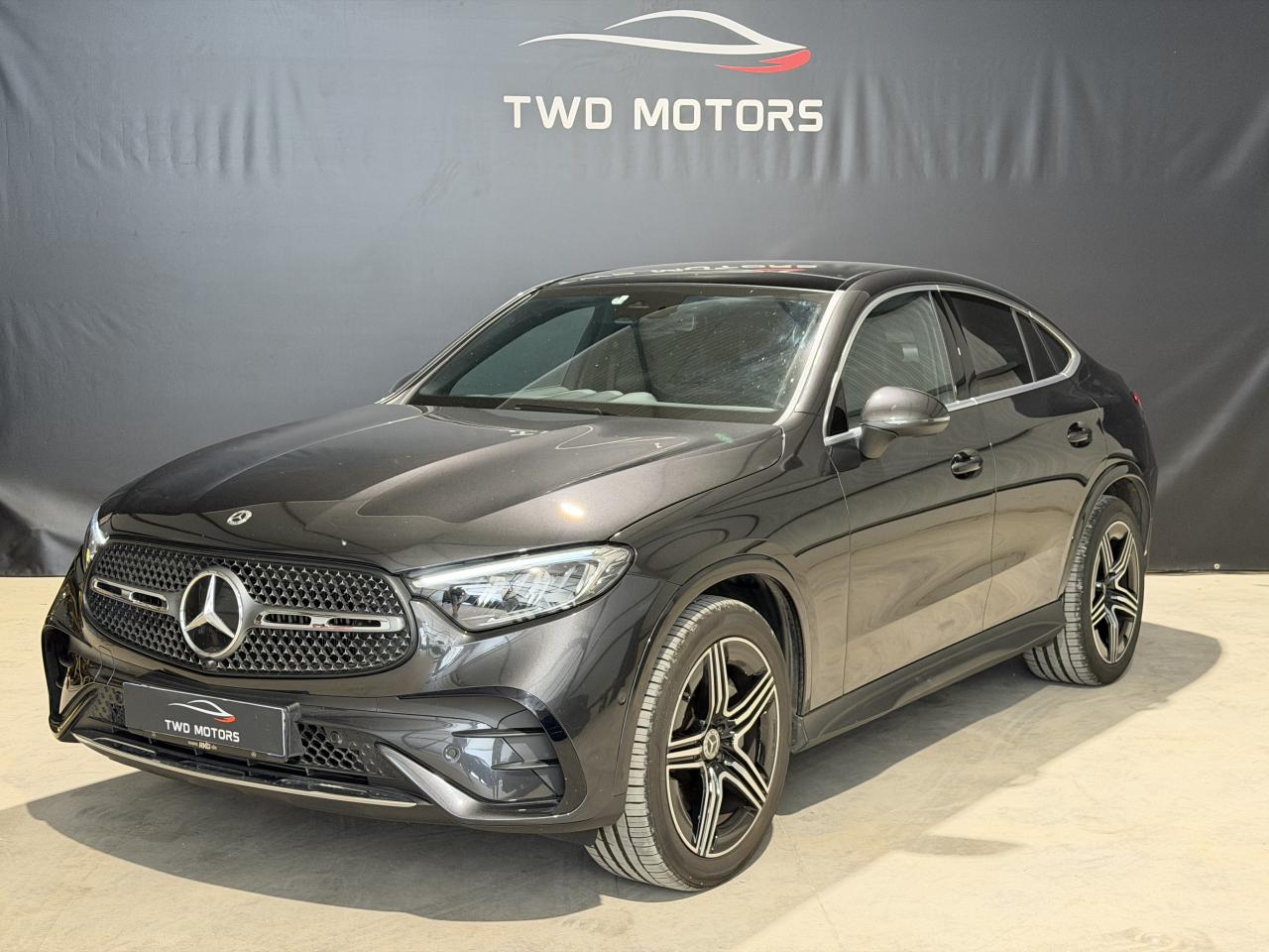 MERCEDES GLC