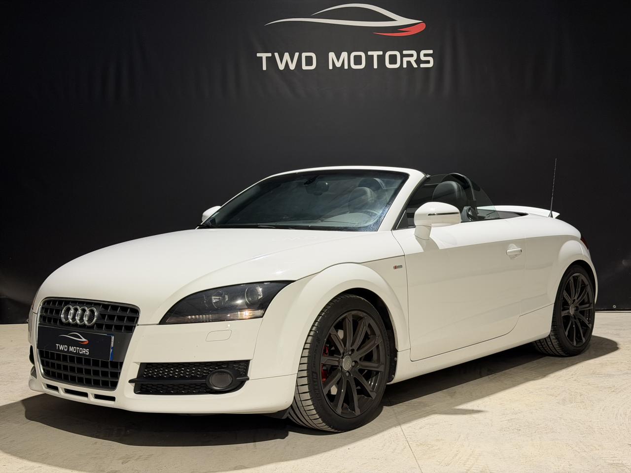 AUDI TT